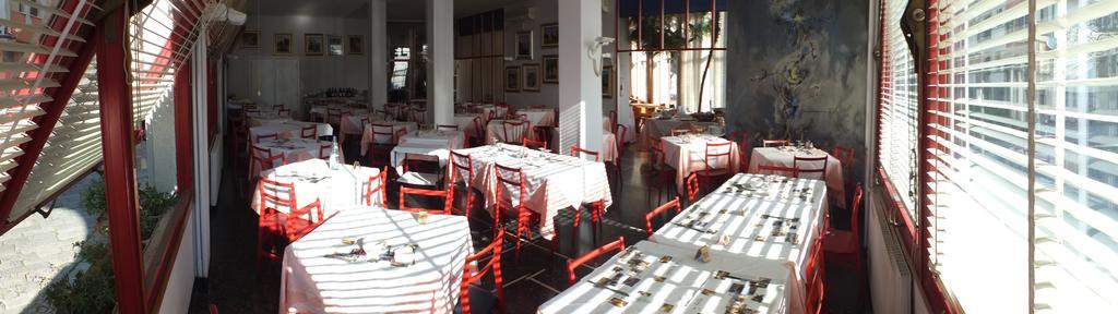 Hotel Colibri Finale Ligure Exterior photo