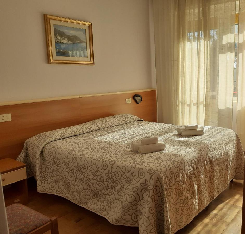 Hotel Colibri Finale Ligure Exterior photo