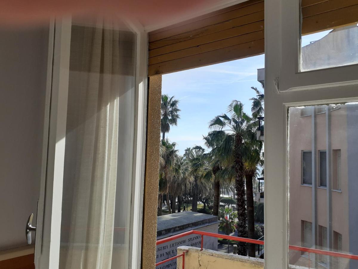 Hotel Colibri Finale Ligure Exterior photo
